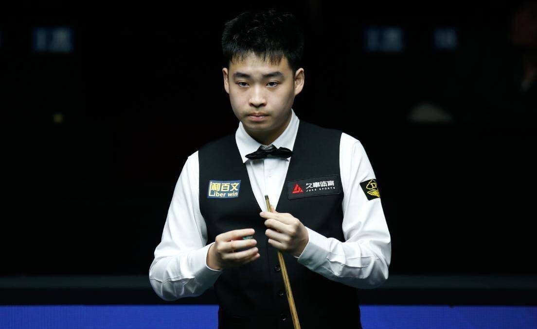 罗伯逊随即, 出单杆, 的领先优势